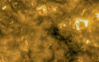 Erste Bilder von Solar Orbiter zeigen «Lagerfeuer» auf der Sonne