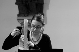 Dozentin für Historische Harfe, Schwerpunkt Mittelalter- und Renaissanceharfe ab September 2023: Claire Piganiol