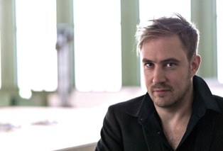 Johannes Kreidler: Unser neuer Professor für Komposition und Musiktheorie