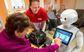 Studie zeigt grosses Potenzial für soziale Roboter in der Schweiz