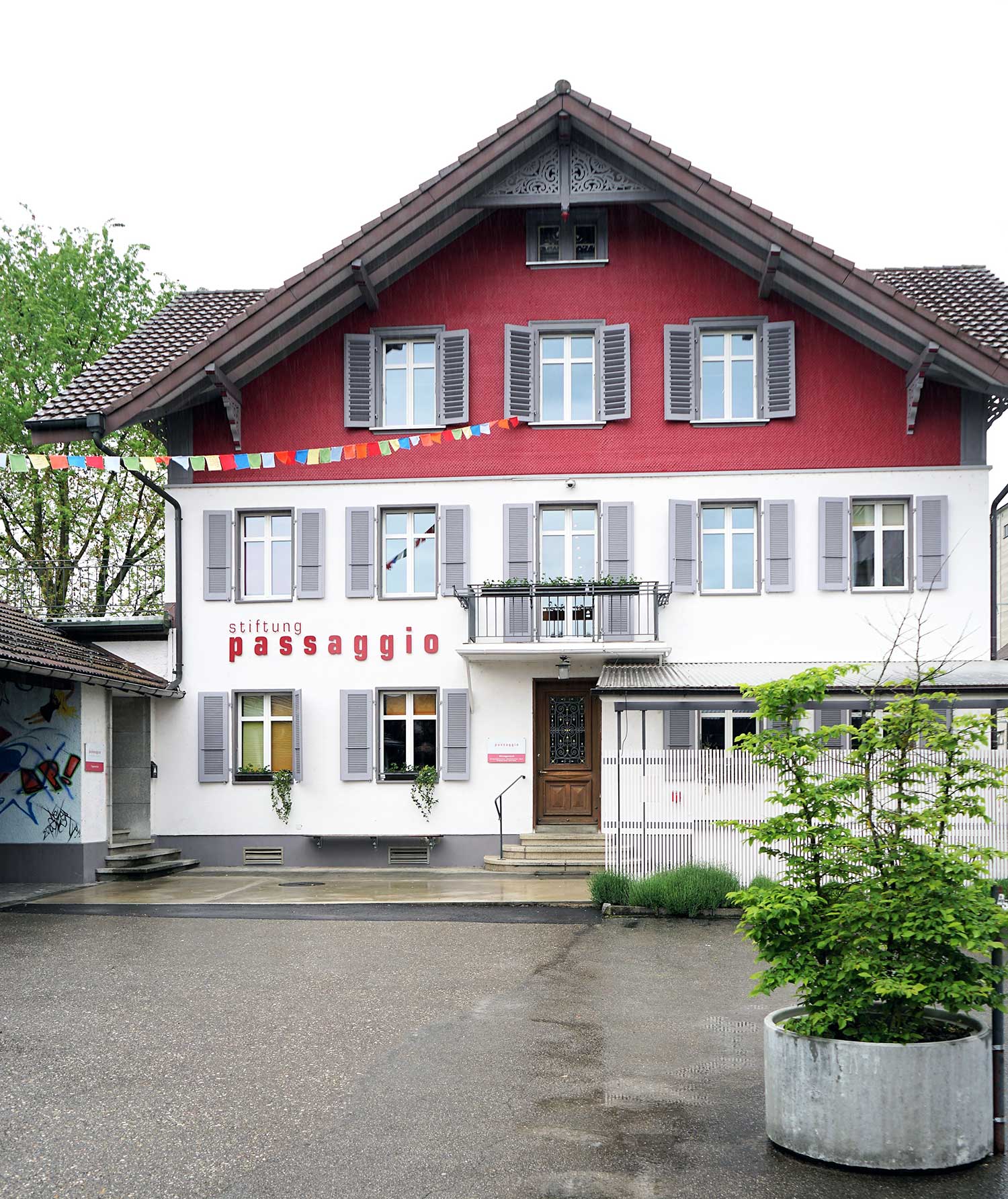 Das Haus der Stiftung Passagio in Lützelflüh (© Renate Good). 