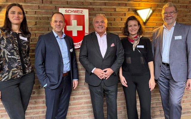 Kleine Basler Designgeschichte im Schweizerischen Generalkonsulat in Frankfurt am Main vorgestellt