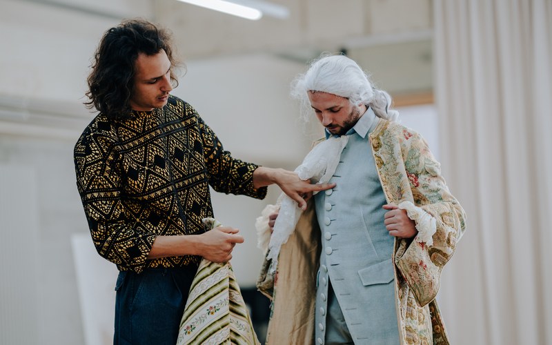Mode-Design-Studierende der HGK Basel entwerfen Kostüme für Barockoper «La Critica»
