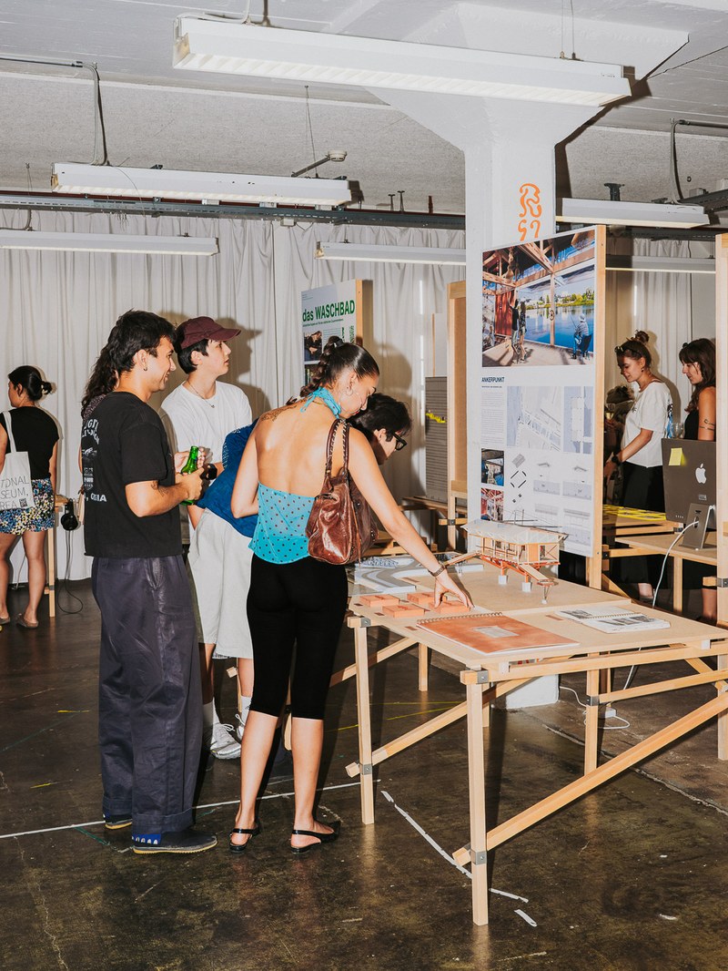 14-8-2026_DIPLOMA_Vernissage BA Innenarchitektur und Szenografie_Pati Grabowicz_LOWRES-05.jpg