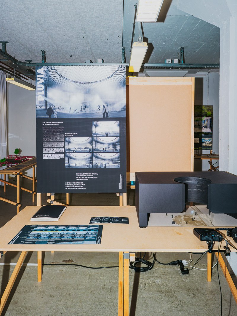 14-8-2026_DIPLOMA_Vernissage BA Innenarchitektur und Szenografie_Pati Grabowicz_LOWRES-74.jpg