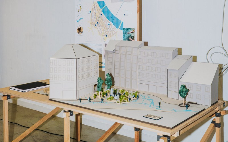 Rückblick auf die Diplomausstellung des Bachelor-Studiengangs Innenarchitektur und Szenografie