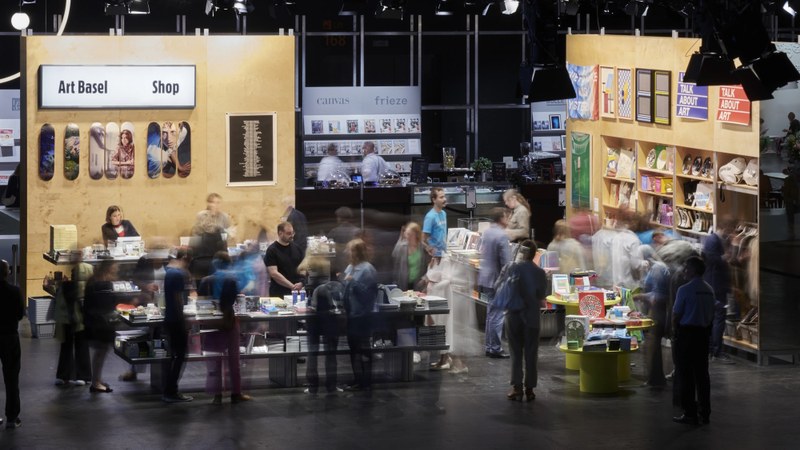 HEADERalbisser-luiz-bischoff-luis_artbasel_dominik-hodel_dxh1332-2000x-q95.jpg