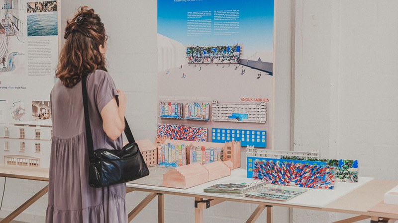 15-8-2025_Vernissage_Diplomausstellung_Innenarchitektur_Szenografie_Pati-Grabowicz_LOWRES-101.jpg