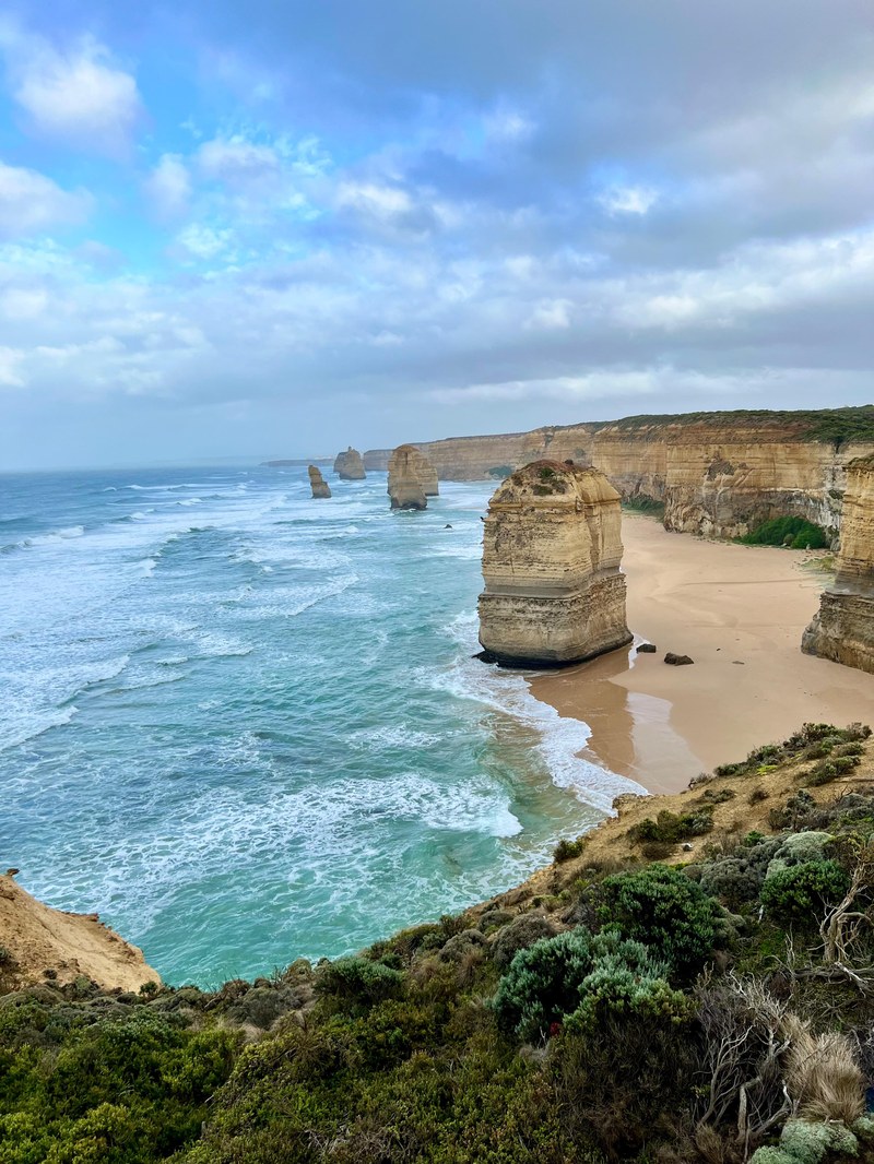 12 Apostles (Great Ocean Road).jpg