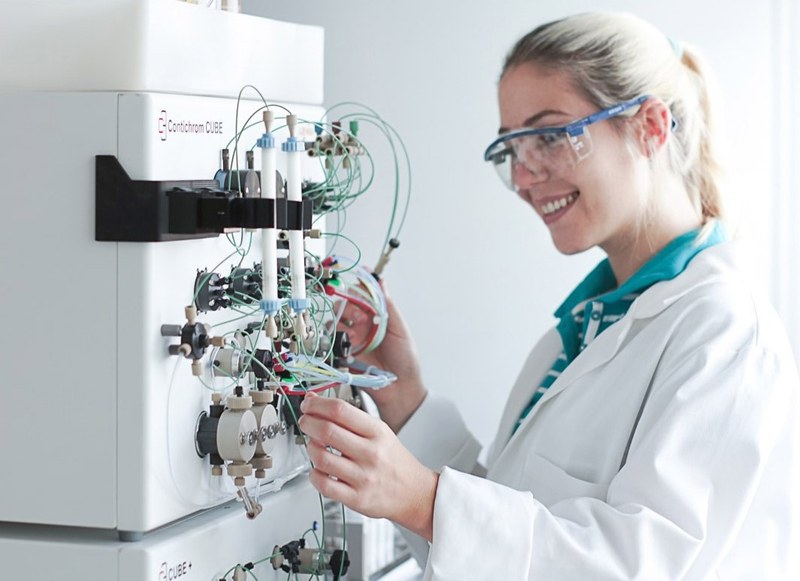 Seminar-Continuous-Chromatography-for-Biotherapeutics.jpg