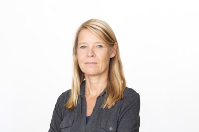 Prof. Annette Helle
