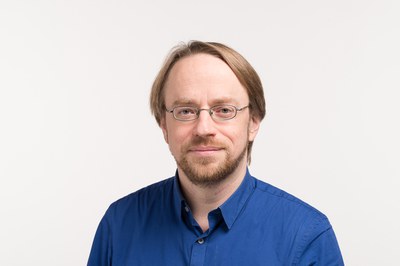 Dr. Arno Schubbach
