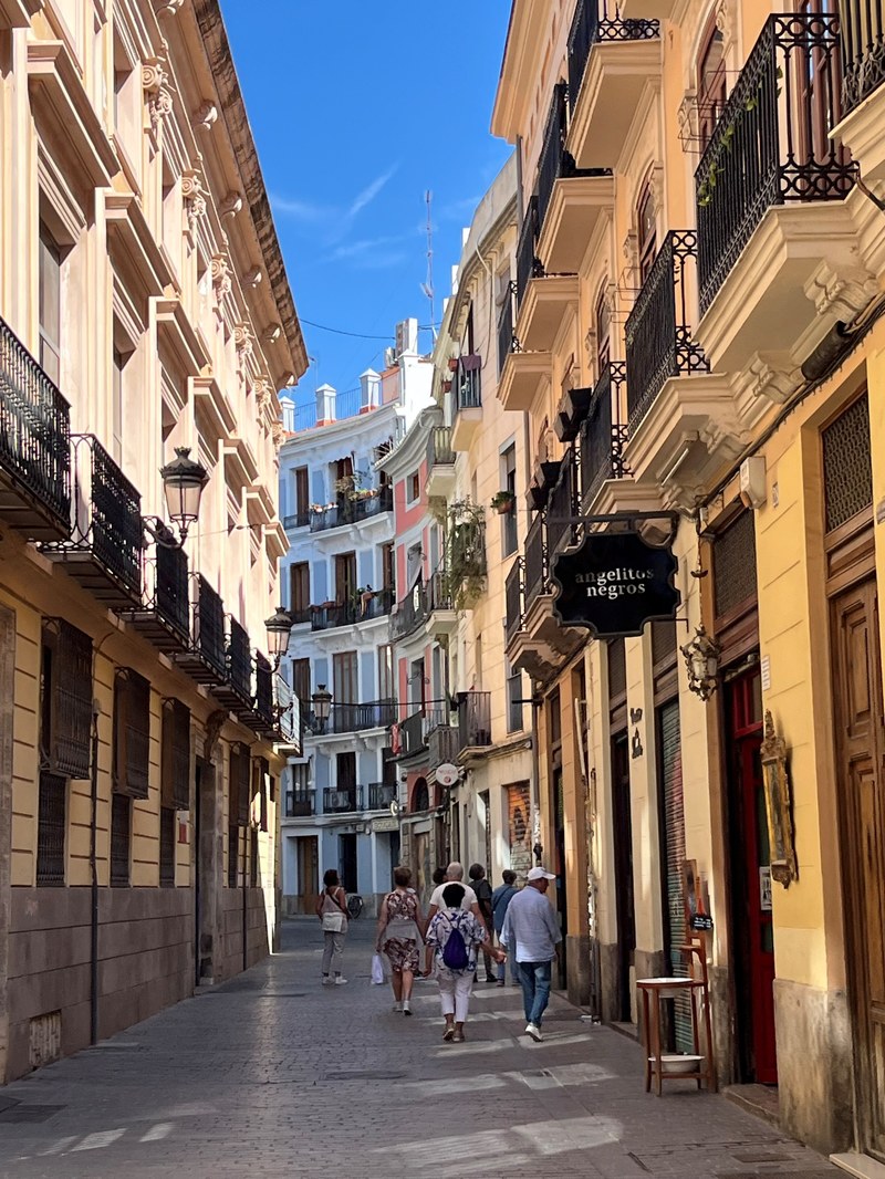 Altstadt Valencia.jpg