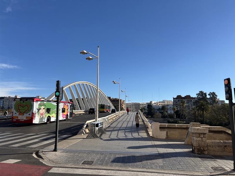 Calatrava Brücke.jpg