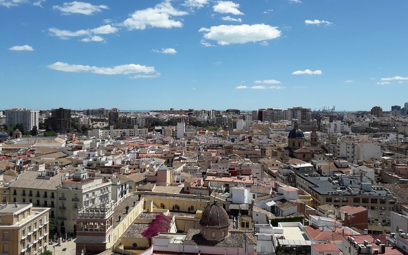 Sabina Pluess_Valencia von oben.jpg