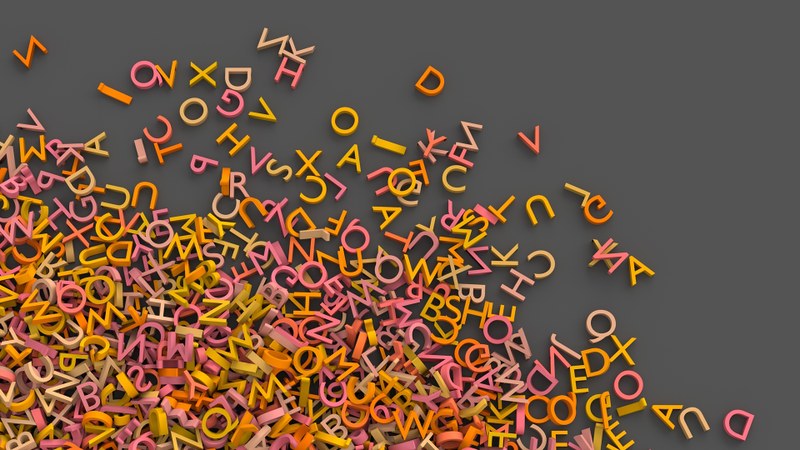 Buchstaben sind wild und chaotisch angeordnet
