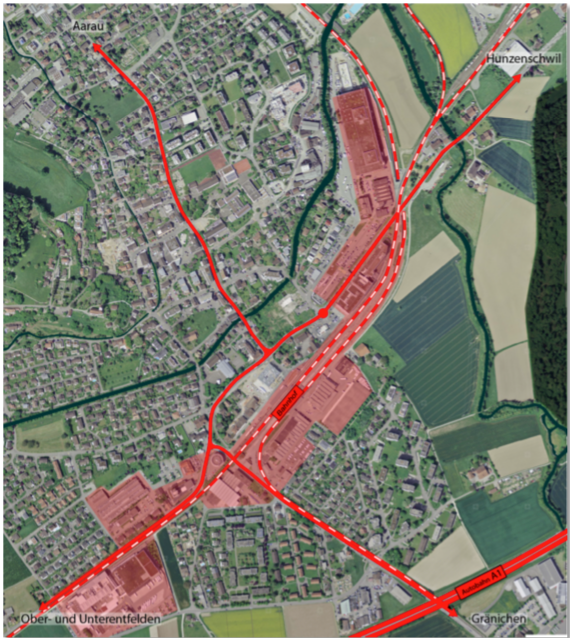Räumliche Hindernisse: Die südlichen Quartiere von Suhr sind durch eine Bahnlinie, grosse Strassen und Industriebauten vom Dorfkern abgetrennt. (© Sidonia Codina)