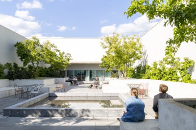 FHNW_Campus_Muttenz_Dachterrasse.jpg