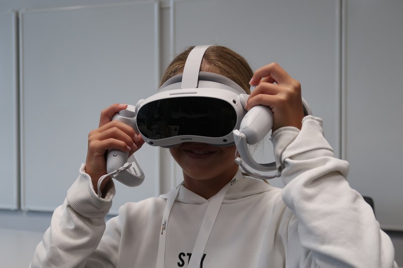 kids-science-ht-fhnw-2.JPG