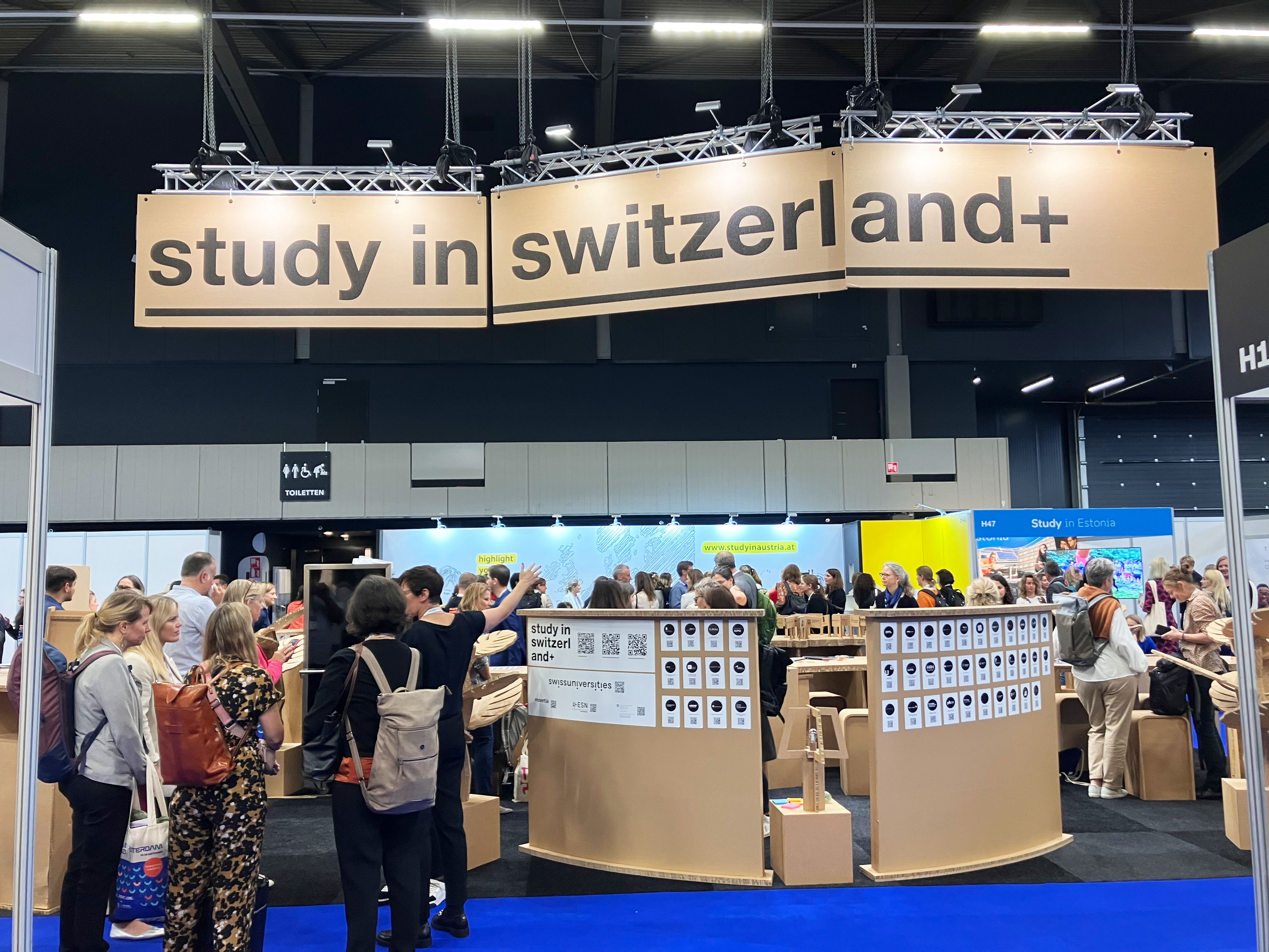 studyinswitzerland_booth.png