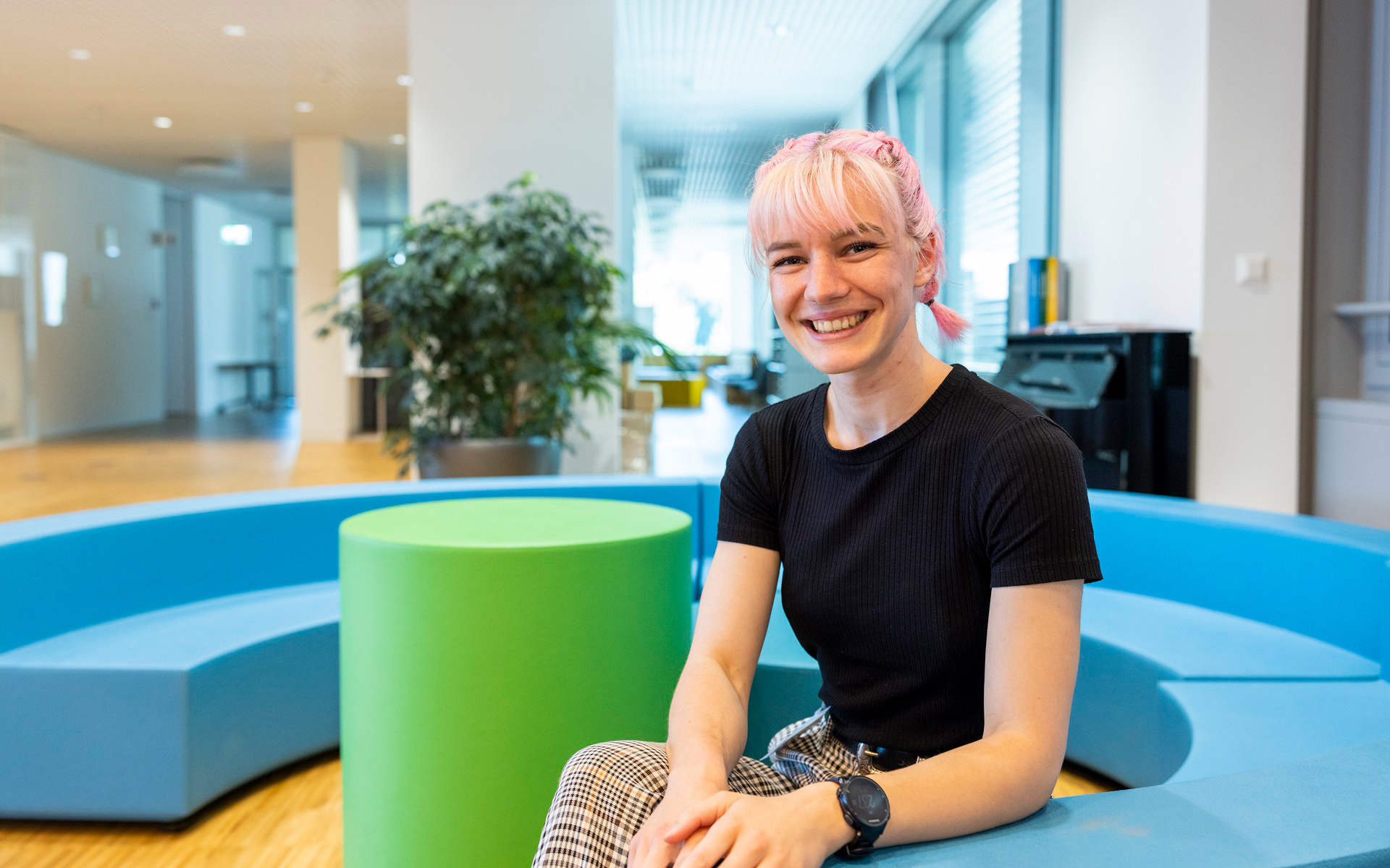 Portrait of Eleni Ress, Pflegefachfrau FH