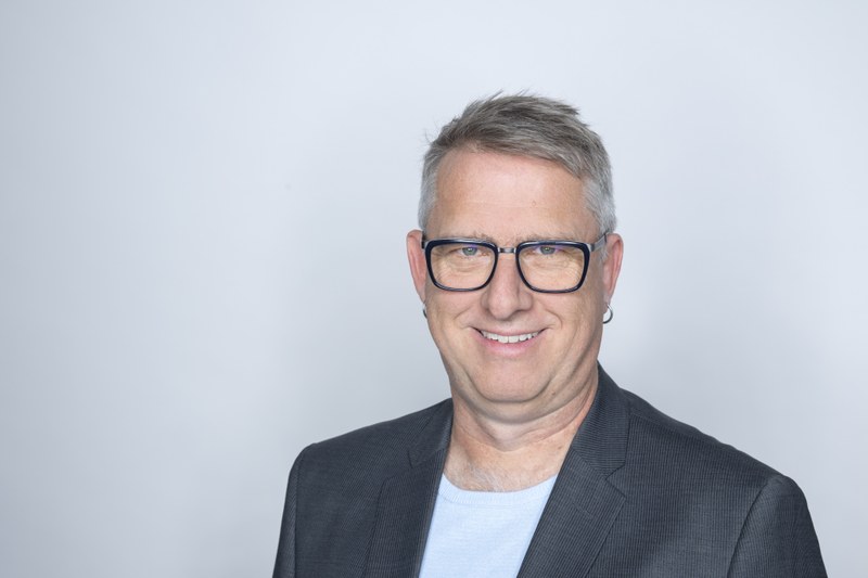 Rolf_Rey-FHNW_Portraits_23.10.25-9028-2.jpg