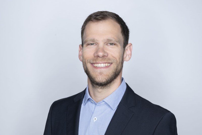 Andreas Voss-FHNW_Portraits_12.5.26-13251-2-web.jpg
