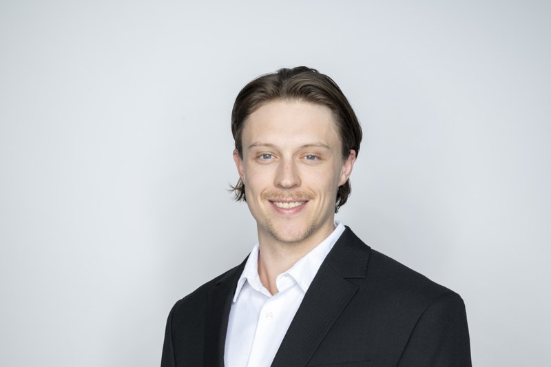Pieter_D._Hassbroek-FHNW-Portraits_29.4.25-6161-2.jpg