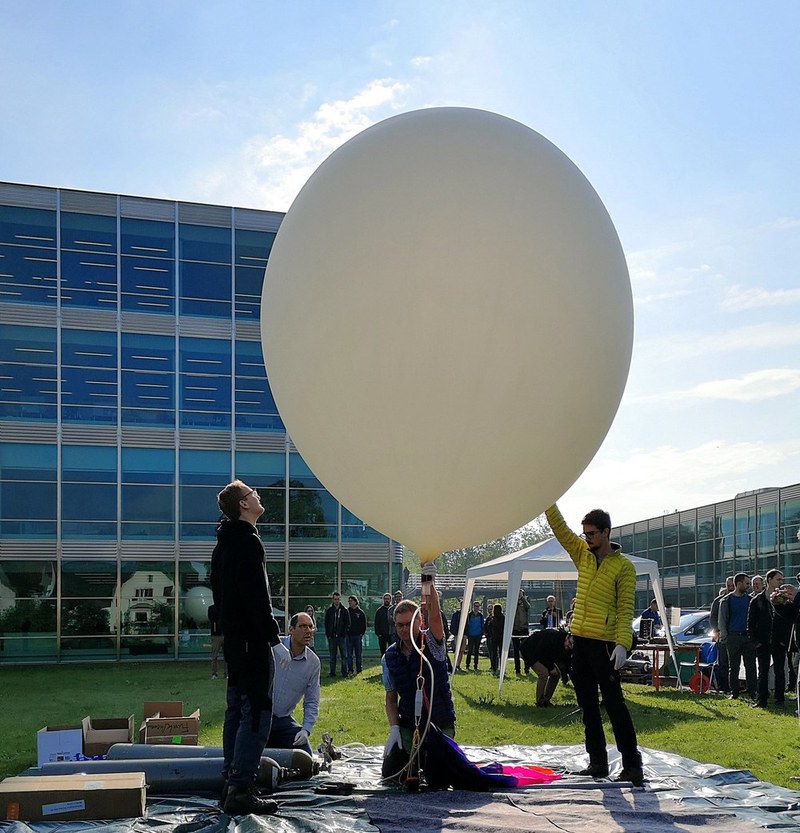 QHAPS – Simulation of Satellite-Based Quantum Communication Using Stratospheric Balloons