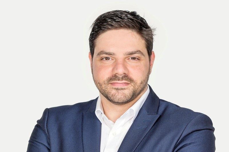 raso renzo_2560px.jpg