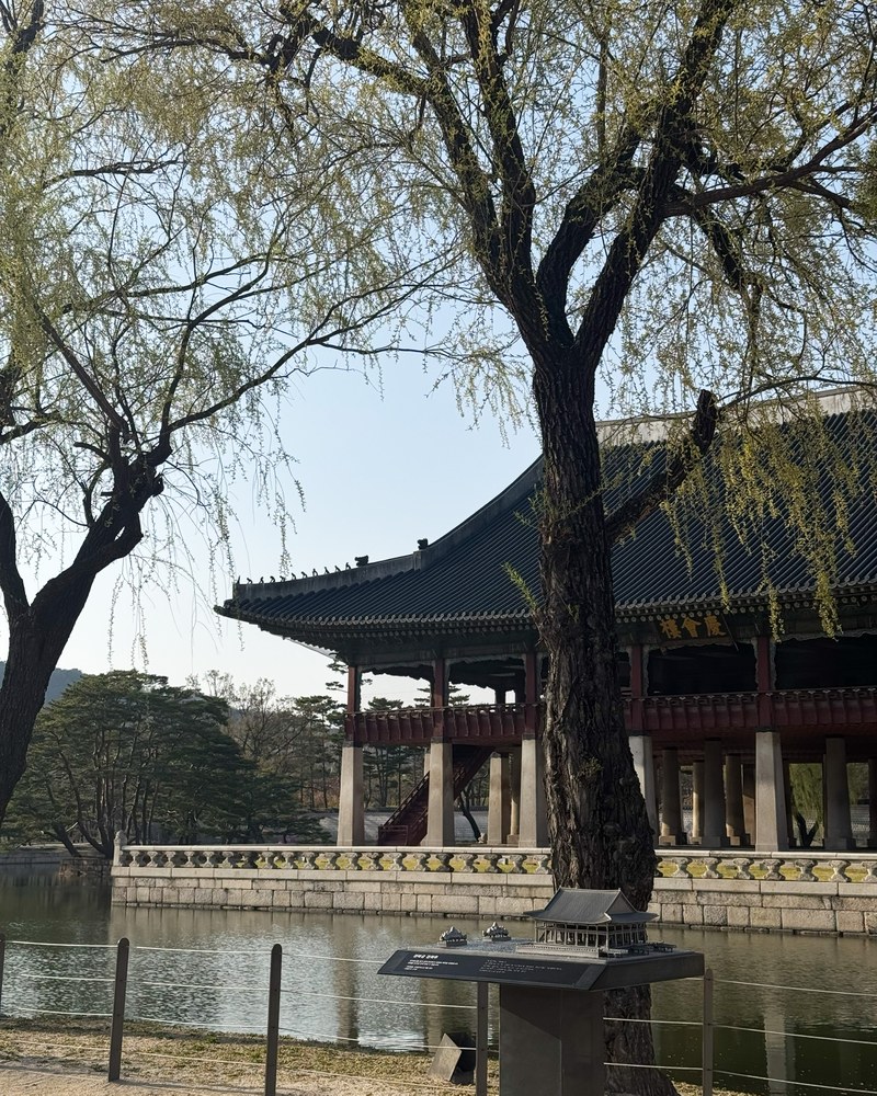 Temple_1.jpg