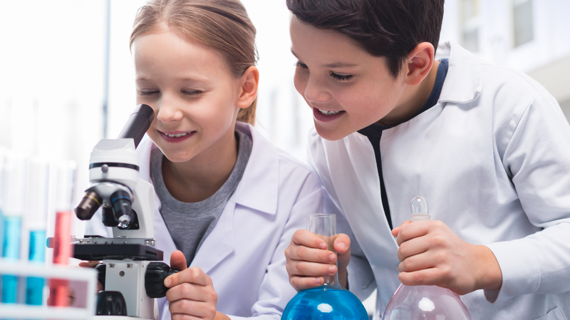 Environnements d’apprentissage extrascolaires : simple divertissement ou véritable valeur ajoutée ?