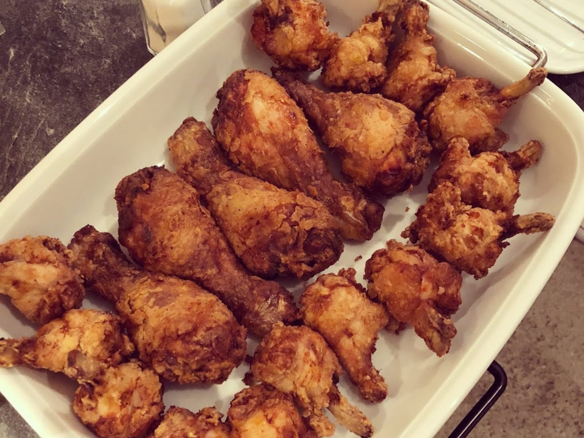 Selbsthergestellte Fried Chicken, unser Lieblings-WG Essen